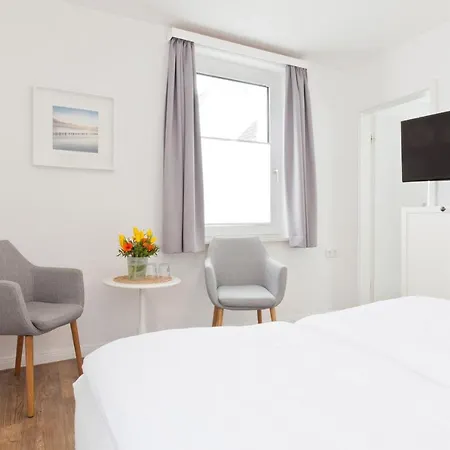 Hotel Haus Menno Janssen - Doppelzimmer Norderney